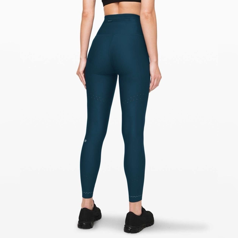 Lululemon Zoned In Tight *27" Size 4